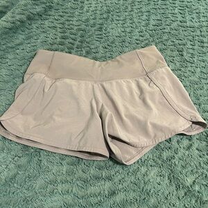 Gray high rise, 2.5 inch (SIZE 4) Lulu Lemon speed ups